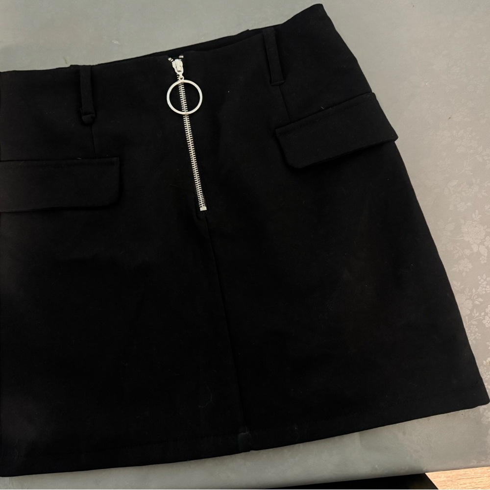 Bershka Black Fabric Label Detail